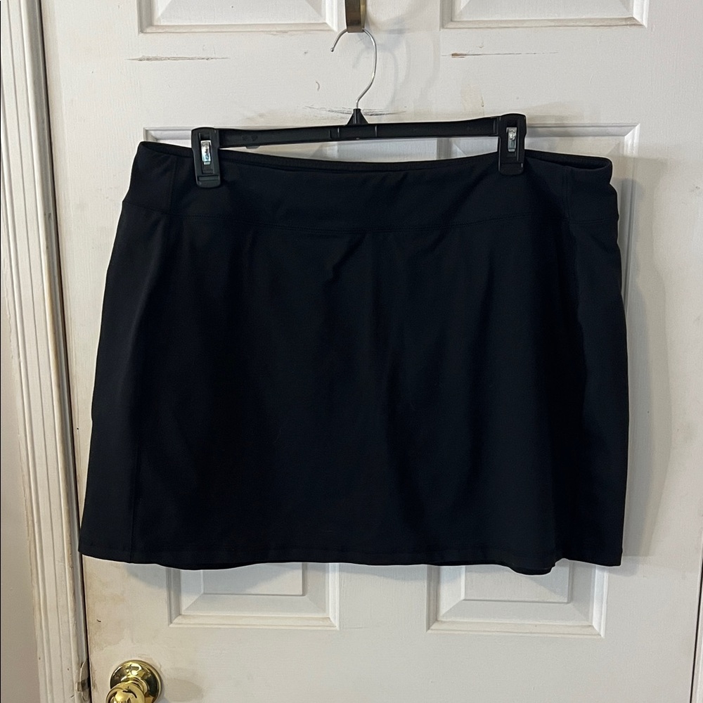Lands' End Classic Black Women’s Skort Versatile Everyday Style